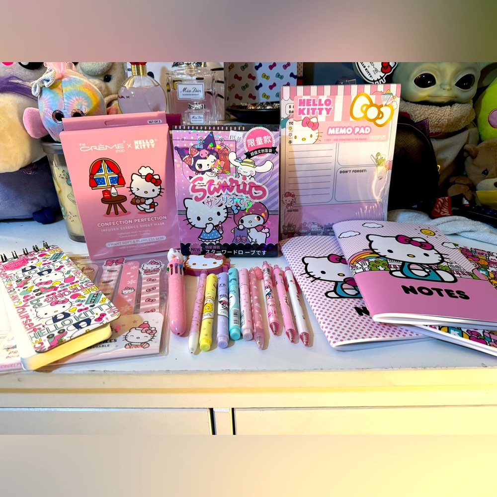 💕Mystery 5 Item Hello Kitty / Sanrio Grab Pack💕